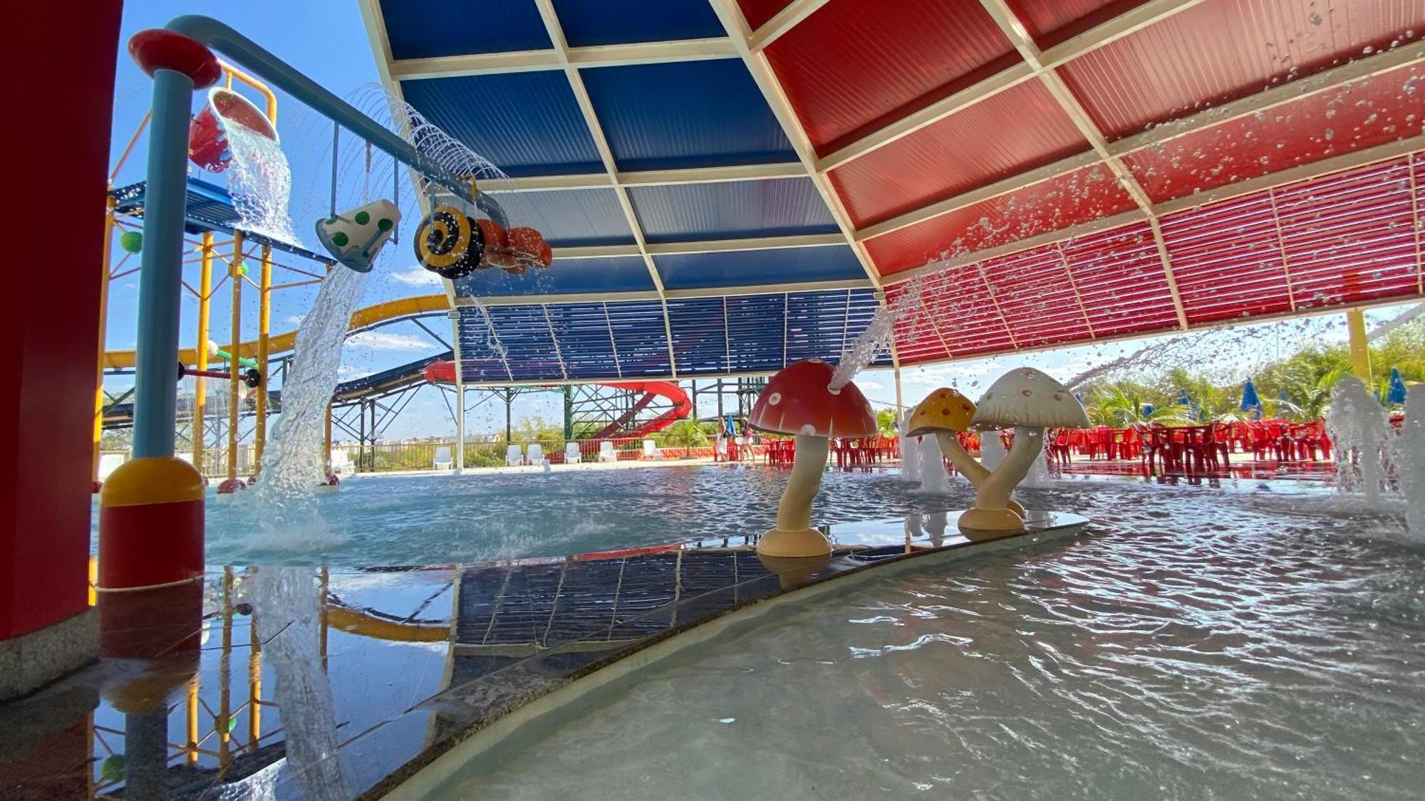 Spazzio Diroma Com Acesso Ao Acqua Park, Splash E Slide Caldas Novas Exterior foto